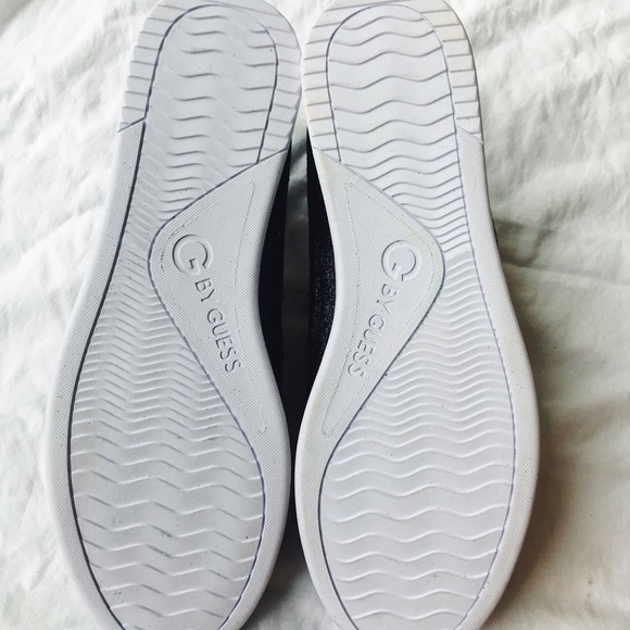🛑RETURNING 2DAY🛑SEND OFFERS Guess BLACK SNEAKERS - Picture 3 of 8
